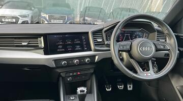 2021 Audi 1.0 TFSI 25 S line Sportback Euro 6 5-door (Black) - Image: 8