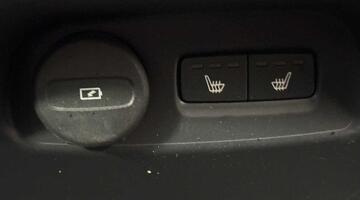 2024 Volvo 2.0 B4 MHEV Ultra Dark DCT Auto Euro 6 5-door (Blue) - Image: 17