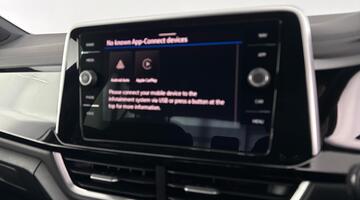 2025 Volkswagen TSI R-Line DSG Euro 6 5-door (Black) - Image: 16