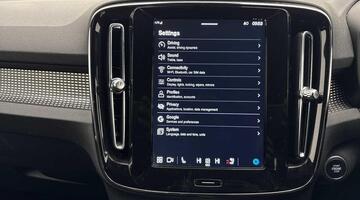 2024 Volvo 2.0 B3 MHEV Plus DCT Auto Euro 6 5-door (Blue) - Image: 34