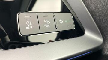 2025 Audi TFSI 30 S line S Tronic Euro 6 4-door (Black) - Image: 20