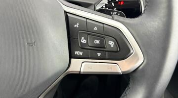 2025 Volkswagen ETSI MHEV Match DSG Euro 6 5-door (Black) - Image: 21