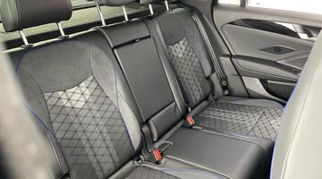 2025 Volkswagen ETSI MHEV R-Line DSG Euro 6 5-door (Black) - Image: 22