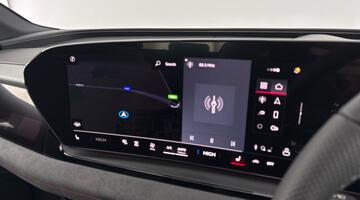 2025 Audi SQ6 SUV Edition 1 e-tron 360,00 kW (Black) - Image: 13