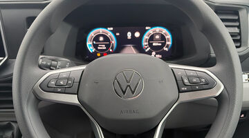 2025 Volkswagen 2.0 TDI CR30 Commerce FWD MWB High Roof Euro 6 5-door (White) - Image: 18