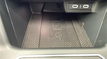 2024 Volkswagen TSI R-Line DSG Euro 6 5-door (Green) - Image: 25