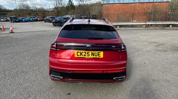 2025 Volkswagen 1.0 TSI R-Line DSG Euro 6 5-door (Red) - Image: 22