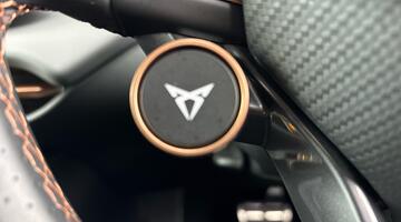 2025 CUPRA 2.0 TSI VZ1 DSG 4-doorive Euro 6 5dr (Black) - Image: 13