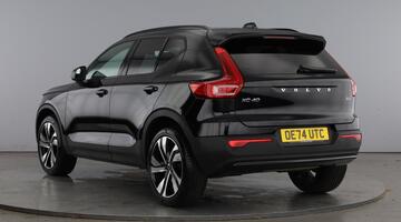 2025 Volvo 2.0 B4 MHEV Plus DCT Auto Euro 6 5-door (Black) - Image: 3