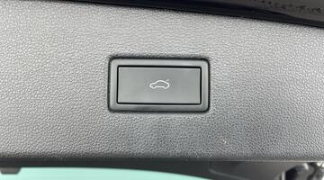 2022 Volkswagen TSI Active Euro 6 5-door (Black) - Image: 31