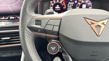 2025 CUPRA 2.0 TSI VZDSG 4-doorive Euro 6 5dr (Black) - Image: 38