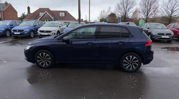 2022 Volkswagen ETSI MHEV R-Line DSG Euro 6 5-door (Black) - Image: 16