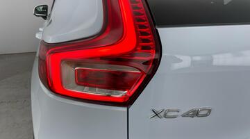 2025 Volvo 2.0 B3 MHEV Ultra Bright DCT Auto Euro 6 5-door (Blue) - Image: 32