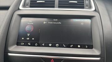 2019 Jaguar 2.0 D180 R-Dynamic S Auto Euro 6 5-door (Grey) - Image: 16