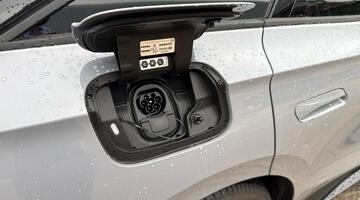 2025 Volkswagen 86kWh GTX Fastback Auto 4Motion 5-door (Grey) - Image: 19