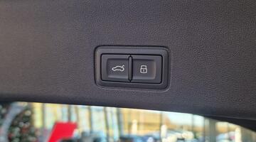 2025 Audi E-hybrid Launch Edition Sportback S Tronic Euro 6 5-door 26kWh (White) - Image: 14