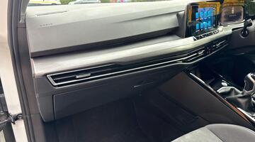 2023 Volkswagen TSI Style Edition Euro 6 5-door (White) - Image: 26