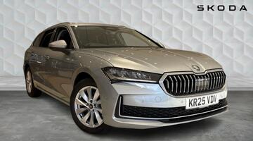 2025 Škoda 2.0 TDI SE Technology DSG Euro 6 5-door (Silver) - Image: 1