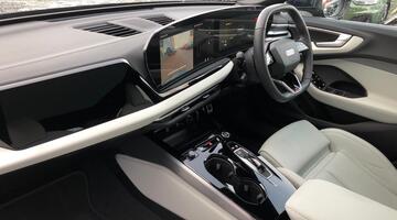 2025 Audi 2.0 TDI S line S Tronic Euro 6 5-door (Blue) - Image: 2