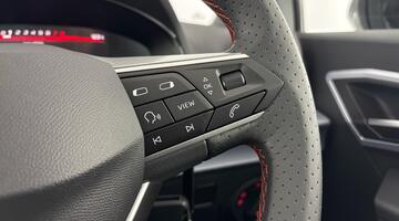 2025 SEAT 1.0 TSI FR DSG Euro 6 5-door (White) - Image: 21