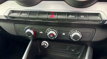 2019 Audi TFSI CoD 35 S line Euro 6 5-door (Grey) - Image: 13