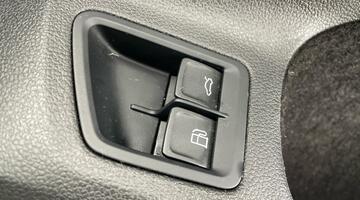 2024 Volkswagen TSI 13kWh R-Line Shooting Brake DSG Euro 6 5-door (Black) - Image: 24