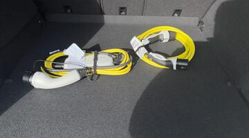 2025 Volkswagen TSI eHybrid 19.7kWh R-Line Edition DSG Euro 6 5-door (White) - Image: 17