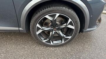 2022 CUPRA 2.0 TSI VZDSG 4-doorive Euro 6 5dr (Grey) - Image: 30