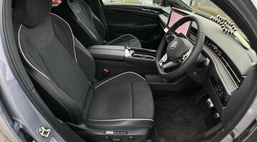 2025 Volkswagen Pro 77kWh Match Plus Fastback Auto 5-door (Grey) - Image: 46