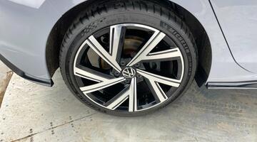 2023 Volkswagen 2.0 TDI R-Line DSG Euro 6 5-door (Grey) - Image: 27