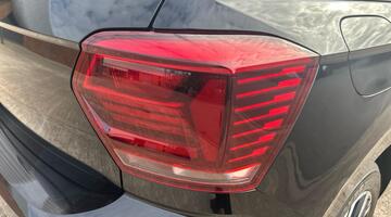 2020 Volkswagen 1.0 EVO beats Euro 6 5-door (Black) - Image: 18