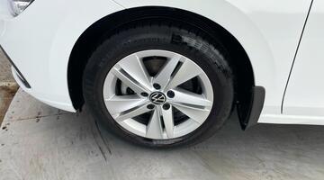 2022 Volkswagen TSI Life Euro 6 5-door (White) - Image: 37