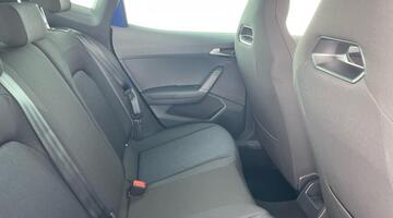 2025 SEAT 1.0 TSI FR Black Edition DSG Euro 6 5-door (Multicolour) - Image: 27