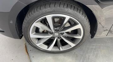 2024 SEAT EHybrid 13kWh FR Sport DSG Euro 6 5-door (Black) - Image: 38