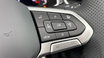 2025 Volkswagen TSI R-Line DSG 2WD Euro 6 2-door (Grey) - Image: 23