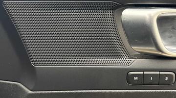 2022 Volvo 2.0 B4 MHEV Plus DCT Auto Euro 6 5-door (Silver) - Image: 26