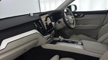 2025 Volvo 2.0 B5 MHEV Ultra Dark Auto Euro 6 5-door (Blue) - Image: 2