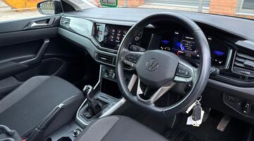 2022 Volkswagen 1.0 EVO Life Euro 6 5-door (Black) - Image: 6