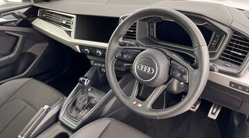 2025 Audi TFSI 35 S line Sportback S Tronic Euro 6 5-door (White) - Image: 6