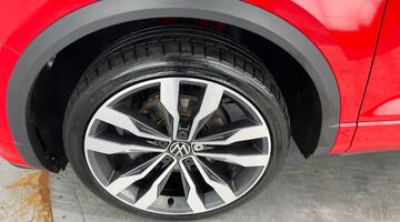 2021 Volkswagen TSI EVO R-Line DSG Euro 6 5-door (Red) - Image: 32