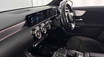 2021 Mercedes-Benz A250e 15.6kWh AMG Line (Premium 2) 8G-DCT Euro 6 5-door (Silver) - Image: 2