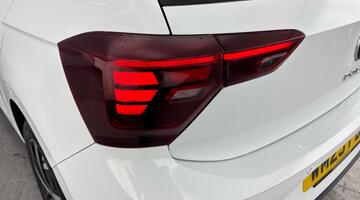 2025 Volkswagen 1.0 TSI Match DSG Euro 6 5-door (White) - Image: 29