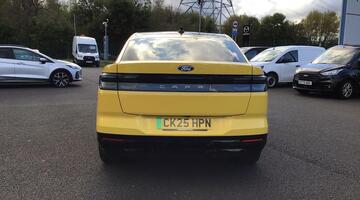 2025 Ford Extended Range 77kWh Premium Auto 5-door (Yellow) - Image: 16