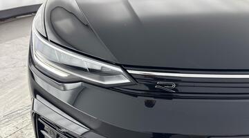 2025 Volkswagen TSI R-Line Euro 6 5-door (Black) - Image: 41