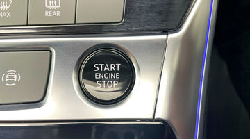 2025 Audi 2.0 TFSIe 50 Black Edition S Tronic quattro Euro 6 4-door 17.9kWh (Grey) - Image: 16