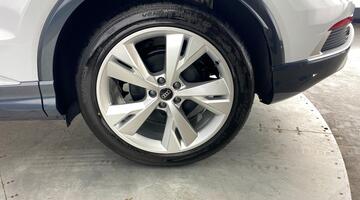 2025 Audi 45 S line Auto 5-door 82kWh (White) - Image: 34