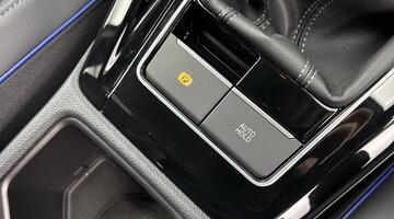 2025 Volkswagen TSI R-Line Euro 6 5-door (Black) - Image: 25