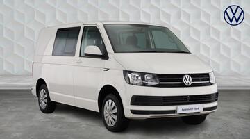 2019 Volkswagen 2.0 TDI T30 BlueMotion Tech Trendline Kombi FWD SWB Euro 6 5-door (White) - Image: 1