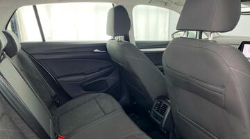 2022 Volkswagen TSI Life Euro 6 5-door (White) - Image: 28