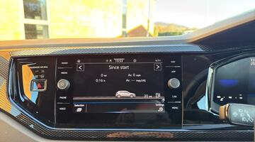 2023 Volkswagen 1.0 TSI Life Euro 6 5-door (Red) - Image: 54